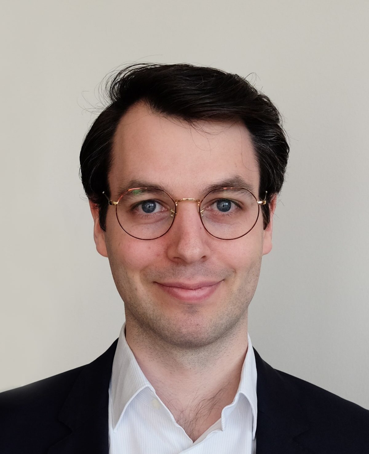 Headshot photo of Sander
